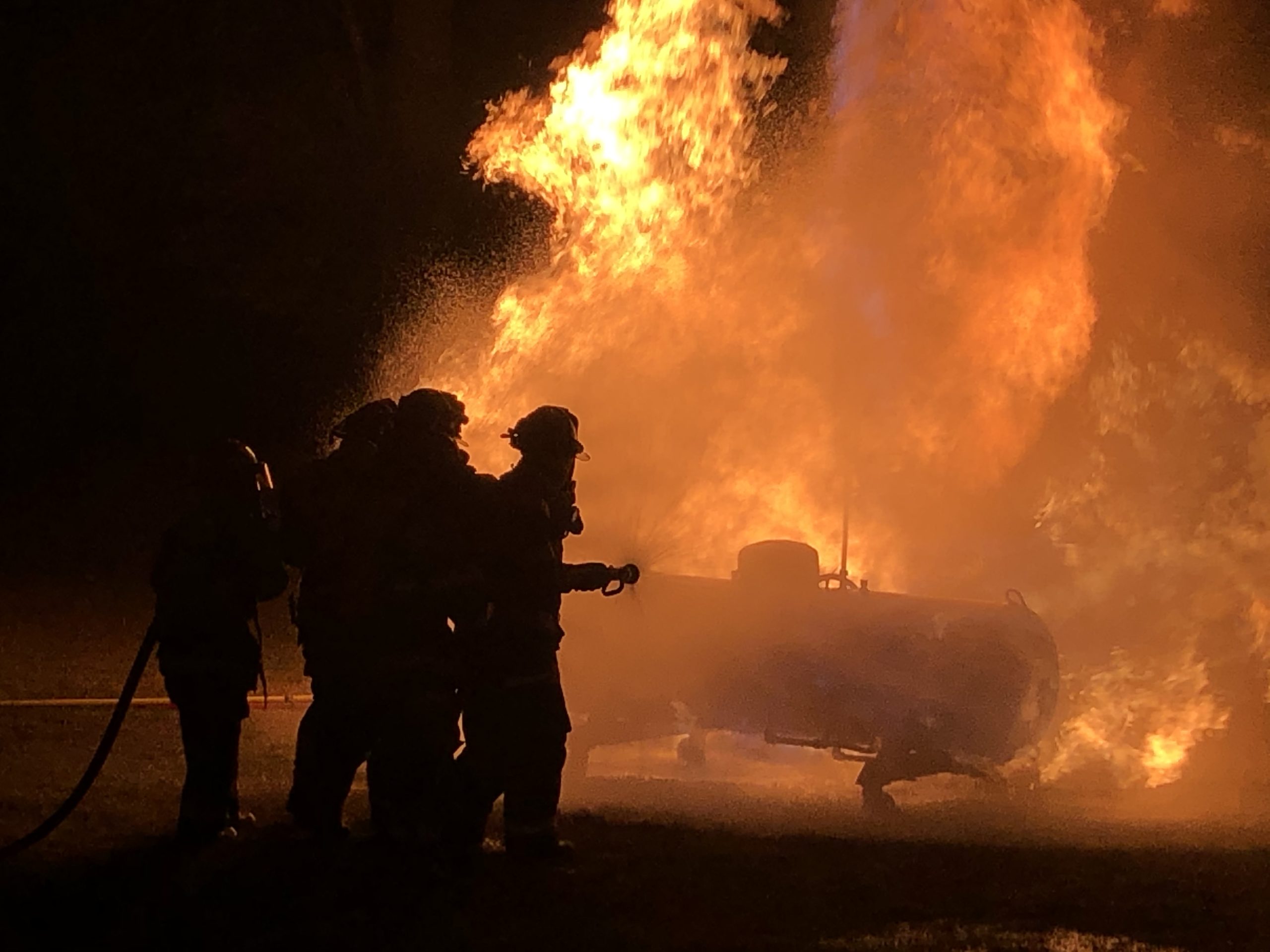 Will Cars with Full Gas Tanks Explode on Hot Days?